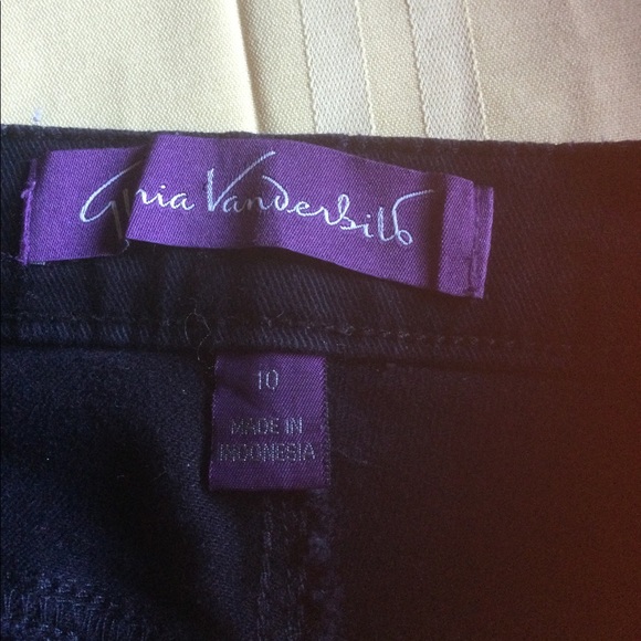 Gloria Vanderbilt Black Jeans - Picture 2 of 8